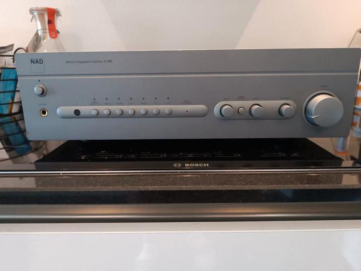 NAD C352, Audio, Tv en Foto, Versterkers en Receivers, Zo goed als nieuw, Stereo, 60 tot 120 watt, Overige merken, Ophalen