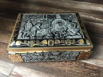 Vintage blikken "Lebkuchendose OTTO Schmidt". beschikbaar voor biedingen