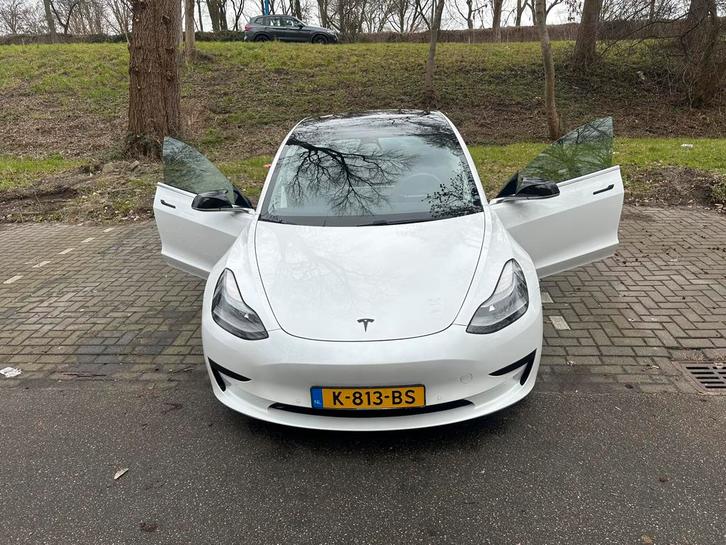 Tesla Model 3 2020 Wit  68000 KM, Auto's, Tesla, Particulier, Model 3, 360° camera, ABS, Achteruitrijcamera, Adaptive Cruise Control