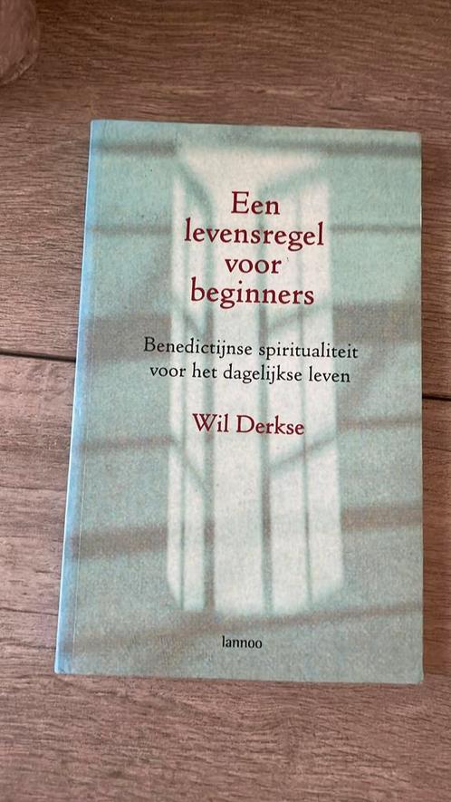 Wil Derkse - Een levensregel voor beginners, Boeken, Godsdienst en Theologie, Zo goed als nieuw, Ophalen of Verzenden