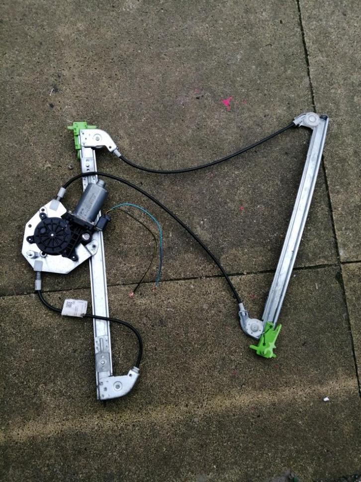 R.V raammotortje voor BMW 3-serie E46 sedan  2002/2005, Auto-onderdelen, Ruiten en Toebehoren, BMW, Gebruikt, Ophalen of Verzenden