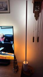 Philips hue gradient vloer of tafellamp 2 stuks, Huis en Inrichting, Lampen | Vloerlampen, Ophalen, 100 tot 150 cm, Zo goed als nieuw