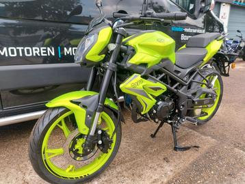 Benelli BN125 van €3699, VOOR:€3099 beschikbaar voor biedingen