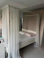 Hemelbed 160x200 met matras en gordijnen, Huis en Inrichting, Slaapkamer | Bedden, Ophalen, Wit, Tweepersoons, Zo goed als nieuw