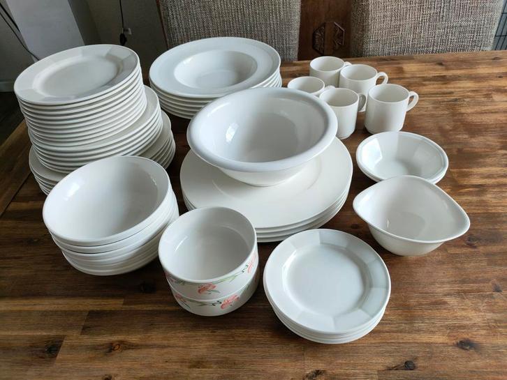 Prachtig 55-delig Villeroy&Boch servies, Huis en Inrichting, Keuken | Servies, Zo goed als nieuw, Overige typen, Effen, Porselein