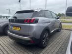 Peugeot 3008 1.2 PureTech Allure, Voorwielaandrijving, Gebruikt, 1199 cc, Leder en Stof