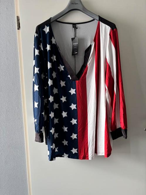 Nieuwe shirt maat 60/62, Kleding | Dames, Grote Maten, Nieuw, Shirt of Top, Overige kleuren, Ophalen of Verzenden