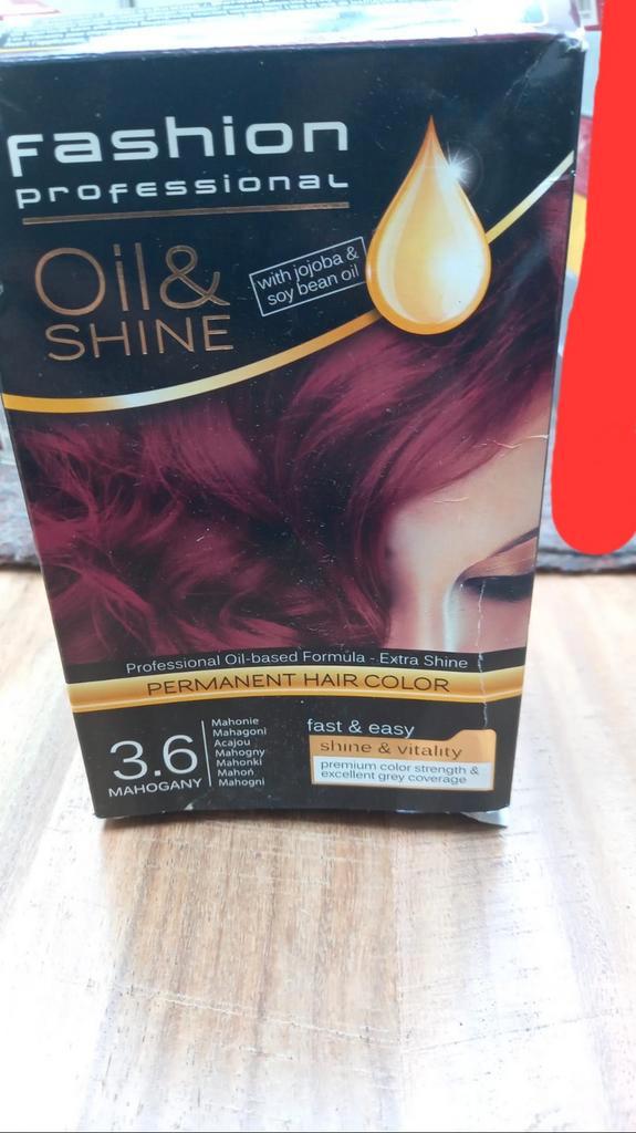 Haarverf kleur rood, zijn nooit gebruikt., Sieraden, Tassen en Uiterlijk, Uiterlijk | Haarverzorging, Zo goed als nieuw, Haarverzorger of -hersteller