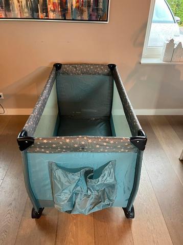 Prenatal Reisbedje + Matras beschikbaar voor biedingen