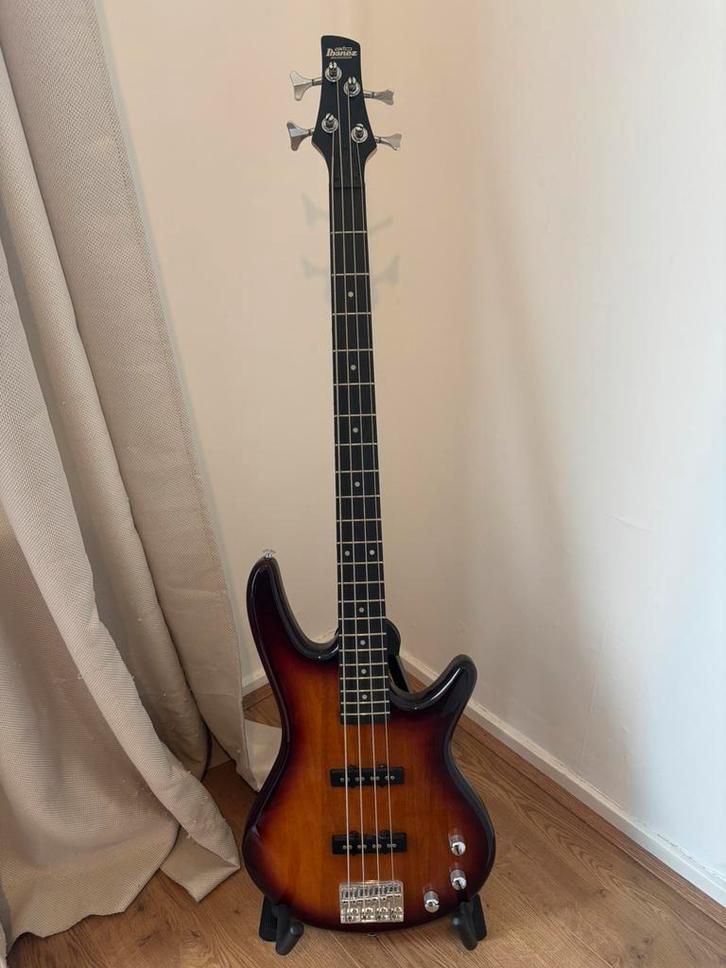 Ibanez GSR180 Sunburst, Muziek en Instrumenten, Snaarinstrumenten | Gitaren | Bas, Zo goed als nieuw, Elektrisch, Ophalen