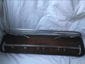 Sfeervolle Industriele vintage / retro kapstok Art Deco beschikbaar voor biedingen