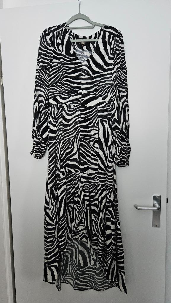Eksept by Fred jurk, zwart/wit, maat M.. nieuw!, Kleding | Dames, Jurken, Nieuw, Maat 38/40 (M), Zwart, Onder de knie, Ophalen of Verzenden