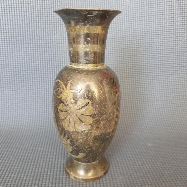 Vintage ca. 1960's messing vaas geëtst met bladeren, bloemen, Antiek en Kunst, Antiek | Koper en Brons, Koper, Ophalen of Verzenden