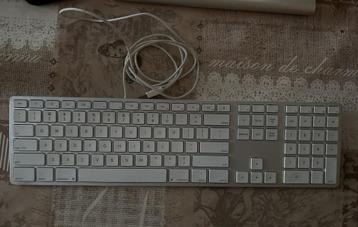 Matias Bedraad Toetsenbord - Zo goed als nieuw beschikbaar voor biedingen