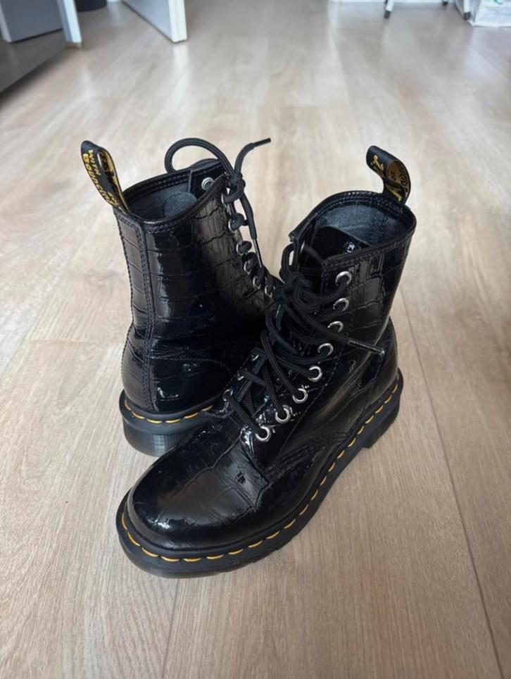 Nieuwe Croco Dr. Martens Zwart, Kleding | Dames, Schoenen, Nieuw, Lage of Enkellaarzen, Zwart, Ophalen of Verzenden