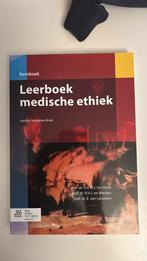 R.H.J. ter Meulen - Leerboek medische ethiek, Ophalen of Verzenden, Nieuw, R.H.J. ter Meulen; Evelien van Leeuwen; H.A.M.J. ten Have