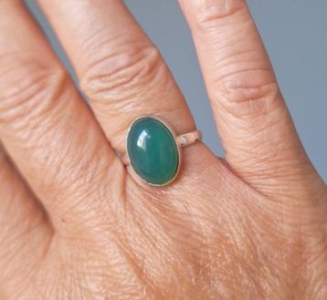 zilveren ring met natuurlijke Groene Onyx steen beschikbaar voor biedingen