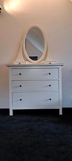 Witte Hemnes spiegelkast, Huis en Inrichting, Kasten | Ladekasten, Ophalen, 100 tot 150 cm, Zo goed als nieuw, 3 of 4 laden