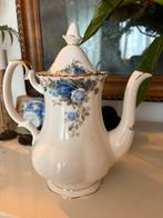 Vintage Royal albert moonlight rose koffiepot medium, Ophalen of Verzenden