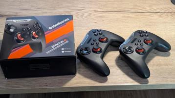 2 x Steelseries Stratus XL joysticks - controllers  beschikbaar voor biedingen