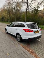 Ford Focus Wagon 1.0 EcoBoost 2017 Wit 6 bak Nieuwe APK, Auto's, 125 pk, Zwart, Wit, Handgeschakeld