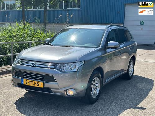 Mitsubishi Outlander 2.0 PHEV Business Edition Clima! Camera, Auto's, Mitsubishi, Bedrijf, Te koop, Outlander, 4x4, ABS, Achteruitrijcamera