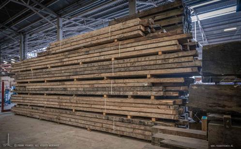 Oude grenen gordingen 9 meter, Doe-het-zelf en Verbouw, Hout en Planken, Gebruikt, Balk, Grenen, 50 mm of meer, Verzenden
