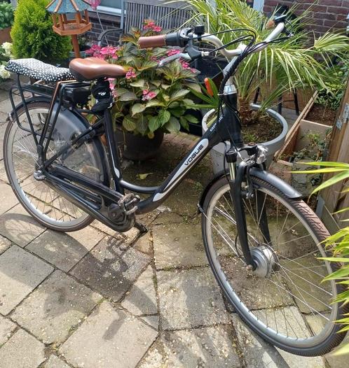 Basic Vogue elektrische fiets, Fietsen en Brommers, Elektrische fietsen, Gebruikt, Overige merken, 50 km per accu of meer, Ophalen