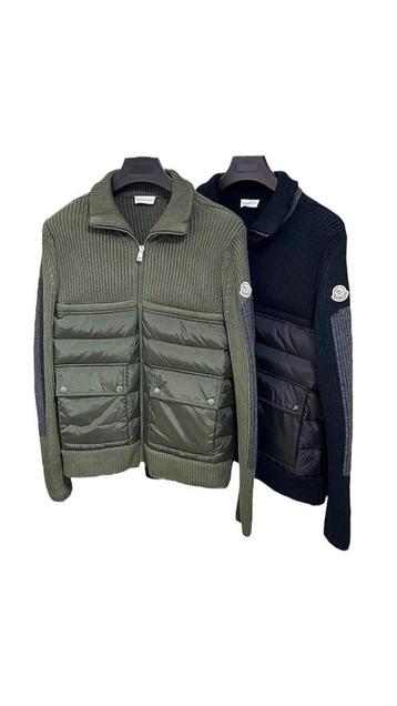 Moncler Ribgebreide cardigan vest wolblend zwart en groen beschikbaar voor biedingen