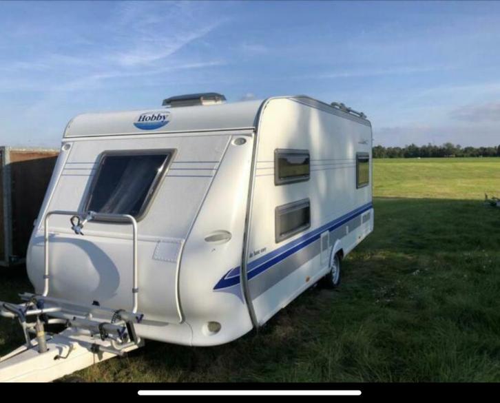 Hobby 495 UK (stapelbed) met Mover en veel extra's, Caravans en Kamperen, Caravans, Particulier, tot en met 5, Overige, Hobby