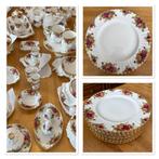 Uitgebreid Vintage Servies Royal Albert Old Country Roses, Ophalen