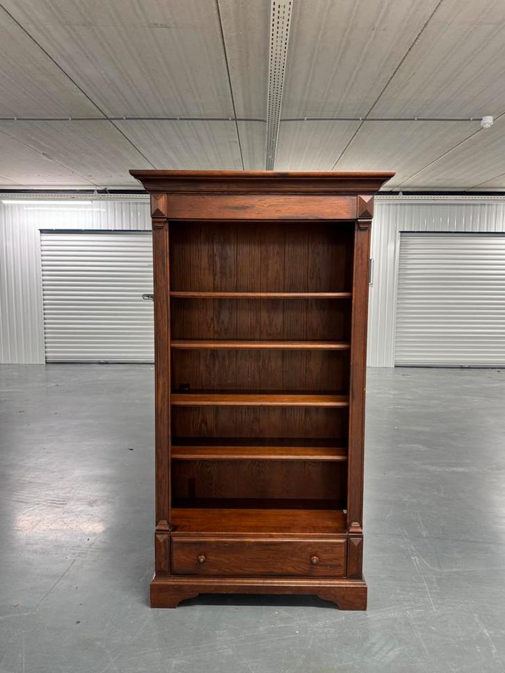 Elegante Engelse boekenkast uit de 20e eeuw, Huis en Inrichting, Kasten | Boekenkasten, 50 tot 100 cm, 150 tot 200 cm, 25 tot 50 cm