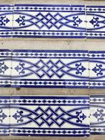 37 antieke randtegels diep paarsblauw decor V&B