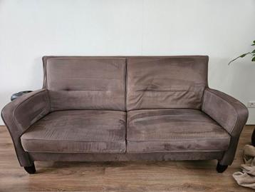 Gratis ruime tweezit bankstel met 2 stoelen