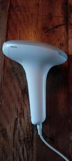 Philips Lumea Essentiële Plus IPL Ontharingsapparaat, Ophalen of Verzenden, Zo goed als nieuw, Scheren en Epileren
