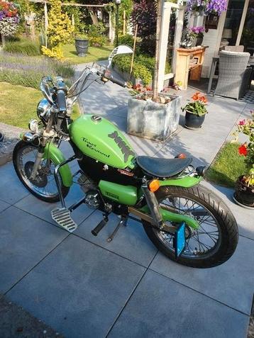 Tomos revival omgebouwd tot "chopper " beschikbaar voor biedingen