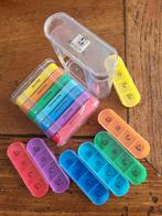 7 Dagen medicatie doos, 2 stuks., Diversen, Ophalen of Verzenden, Zo goed als nieuw