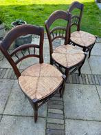 3 antieke houten stoelen  met riet, Ophalen