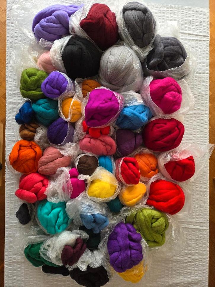 Viltwol lontwol merino fijne kwaliteit, Hobby en Vrije tijd, Vilt, Nieuw, Overige typen, Ophalen of Verzenden