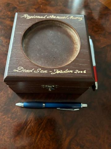 Vintage Houten Kistje - Decoratief & Praktisch beschikbaar voor biedingen