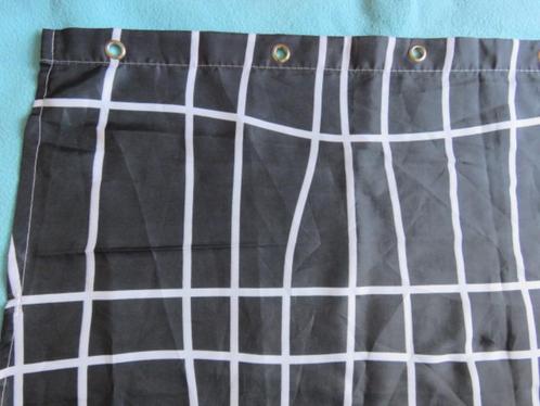 ZGAN douchegordijn zwart met witte golvende strepen Cur Aqua, Huis en Inrichting, Badkamer | Badtextiel en Accessoires, Zo goed als nieuw
