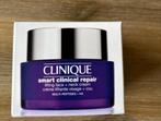 Clinique Smart clinical repair lifting face and neck cream, Ophalen of Verzenden, Nieuw, Gehele gezicht, Verzorging