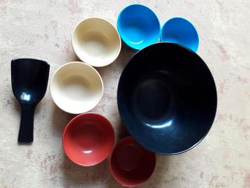 Vintage pindastel compleet met lepel en 6 bakjes. beschikbaar voor biedingen