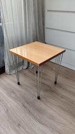Pin age bijzettafel  vintage Arne jacobsen, 45 tot 60 cm, Minder dan 55 cm, Gebruikt, Rond