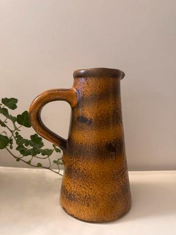 Keramieken jaren 70 vaas beschikbaar voor biedingen