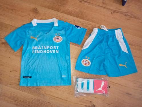 PSV Eindhoven voetbal tenue maat 16 maanden, Sport en Fitness, Voetbal, Nieuw, Shirt, Maat XS of kleiner, Ophalen of Verzenden