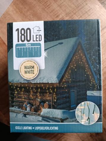 Nieuwe ijspegelverlichting beschikbaar voor biedingen