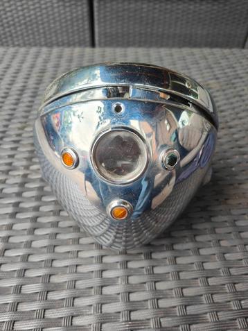 Triumph koplamp met Hela glas  beschikbaar voor biedingen