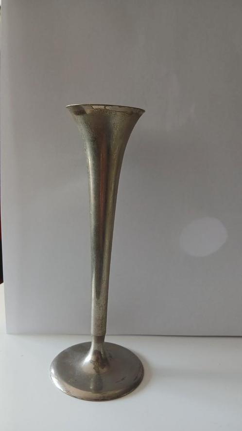 Vintage Metalen Bloemenvaas, Antiek en Kunst, Antiek | Vazen, Ophalen of Verzenden