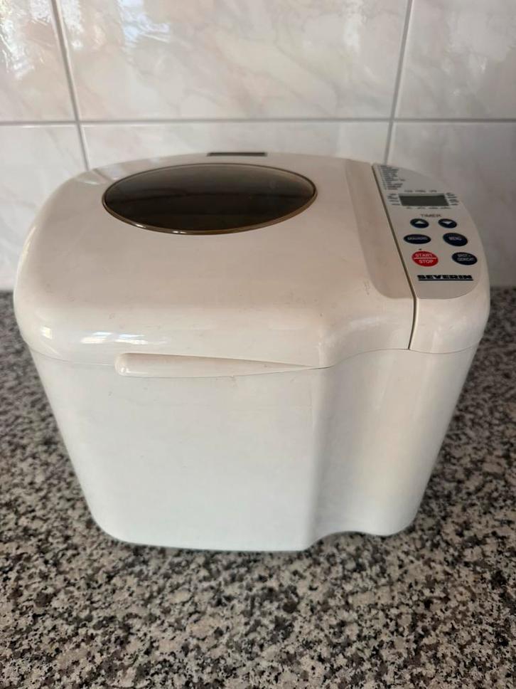 Broodbakmachine Severin BM3983, Witgoed en Apparatuur, Broodbakmachines, Gebruikt, Met timer, 400 tot 800 gram deeg, Kijkvenster